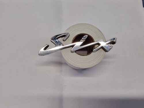 Seltenes emblem für datsun - seltenes,