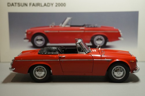 Datsun fairlady 2000 - 1:18,
